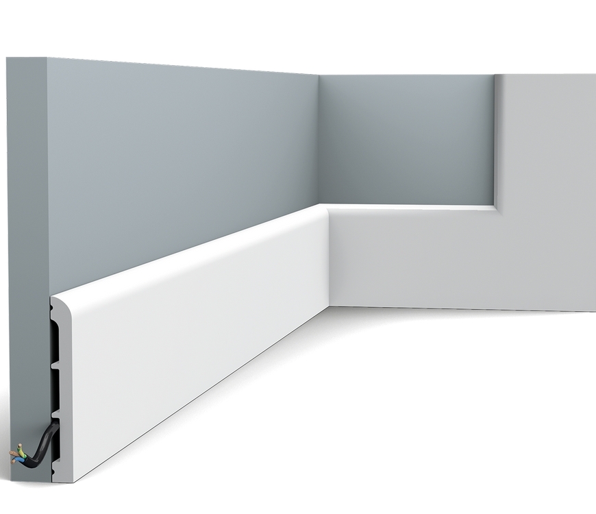 Напольный плинтус с гладким профилем Orac decor SX184-RAL9003