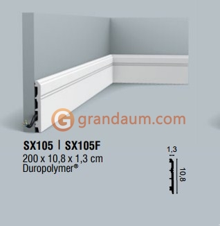 Напольный плинтус с гладким профилем Orac Decor SX105
