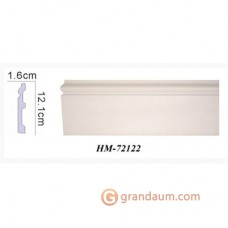 Напольный плинтус с гладким профилем Classic home HM-72122