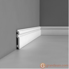 Напольный плинтус с гладким профилем Orac Decor SX137